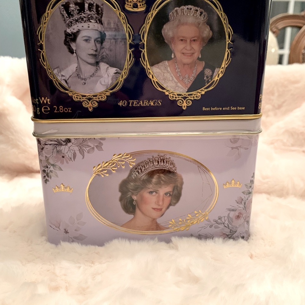Princess Diana and Queen Elizabethll Tea Tins w/ 80 English Breakfast te…